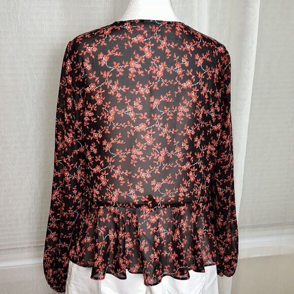 bar III L Black Red White Floral Long Sleeve Tie Front Peplum Ruffle Blouse - Picture 2 of 12